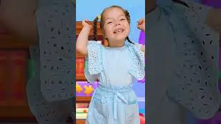 Котик Bubbu танцует на концерте 