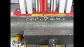 Маркування корпусу гідроциліндра ударно точковим методом.