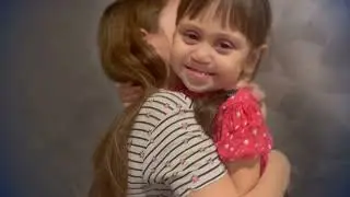 Katarina i Emilija Kičić - Na nebu dvije male zvjezdice