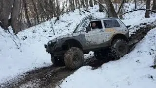 Турбо Нива. И 100% блокировки  делают  своё дело!