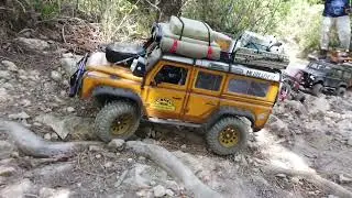 카멜 트로피 디펜더 단체 산행(CAMEL TROPHY group driving)