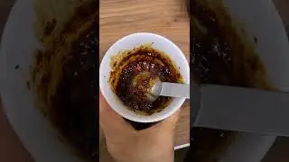 my mom tries indomie for the first time ever