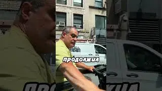 Царапает машину ключом в пробке 😲