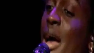 Corneille - Qu'est Ce Que Tu Te Fais (Live)