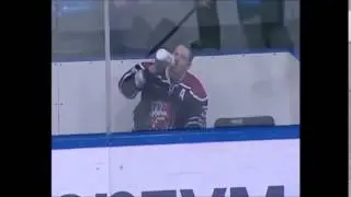 БОИ ВХЛ : Владимир Гусев vs Евгений Виксна / VHL Fight: Vladimir Gusev vs Evgeny Viksna