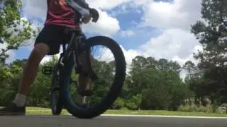 WHY CANT I WHEELIE