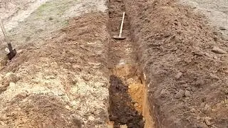 Траншея или Яма?  Для винограда.