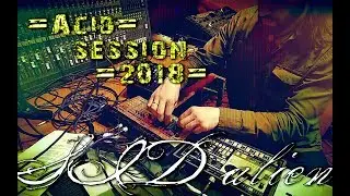 Korg EM-1, Roland MC-09, Xoxbox - Quick Acid Improvisation.