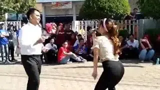 goyang mesra Novitasari bikin adem hati penonton