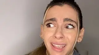La amiga a la que le cambia la voz cuando habla por teléfono! 