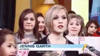 Jennie Garth Celebrates Walk to School Day