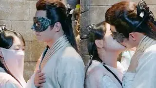 She crazily touched his strong muscles,unexpectedly was kissed back by him💕ChineseDramaEngsub