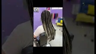 Девушка с усами😬 