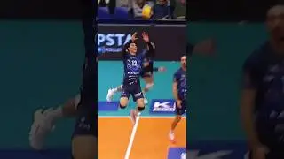 Crazy fake spike by Ran Takahashi🔥 