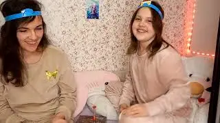 Играем в КТО Я челлендж  - Мій вечір  -  Nika Chika Show